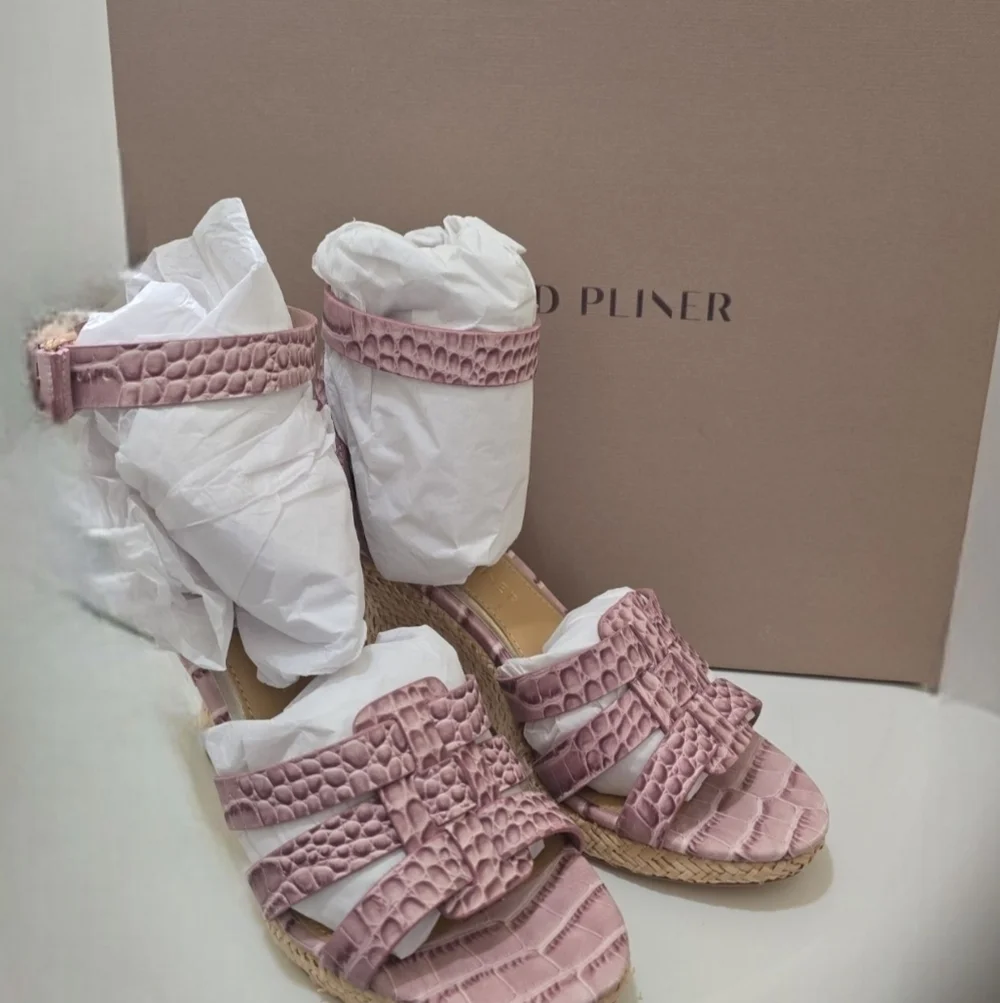 NIB Donald Pliner Trixee Crocco Leather Ankle Strap Wedge Espadrille Sandals 6